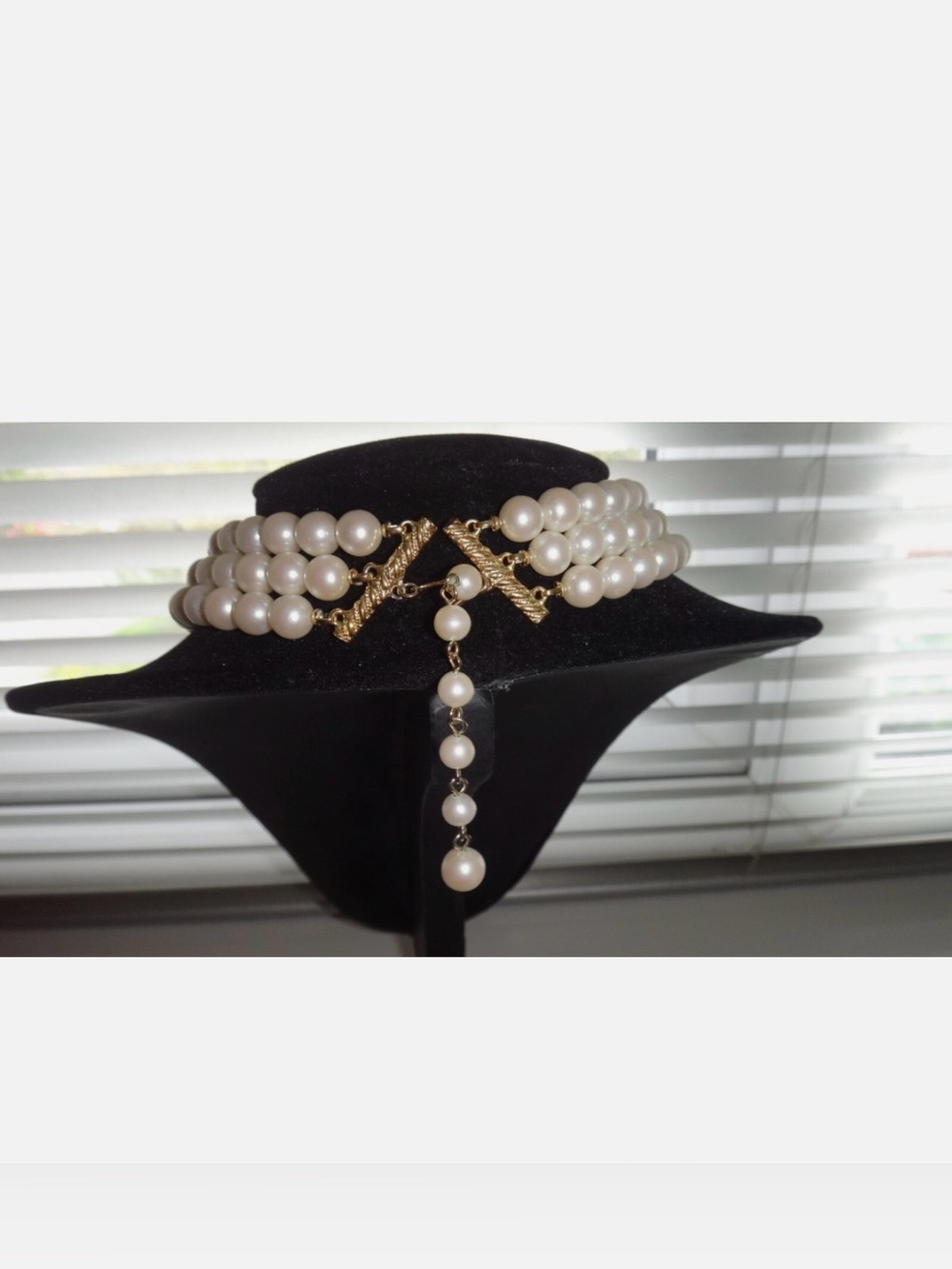 Reformation vintage y2k Ivory Pearl Multi-Strand Choker with Gold & Crystal - Picture 2 of 2